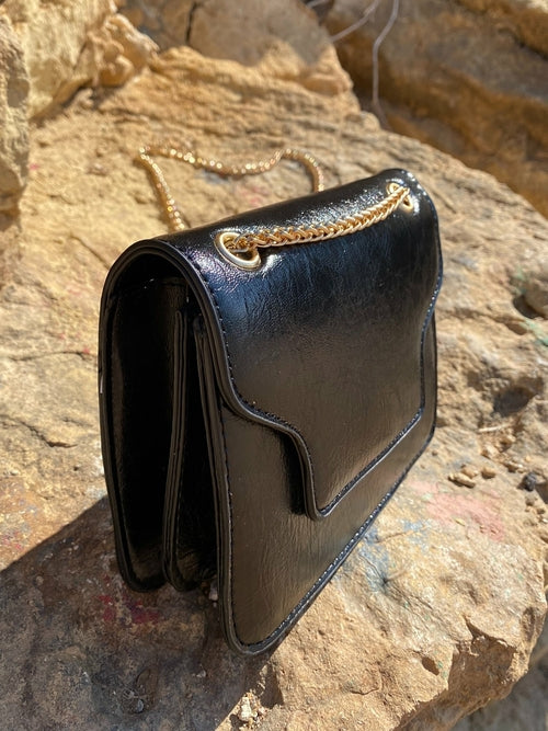 👜 Axel-mini-väska i svart med kedjerem