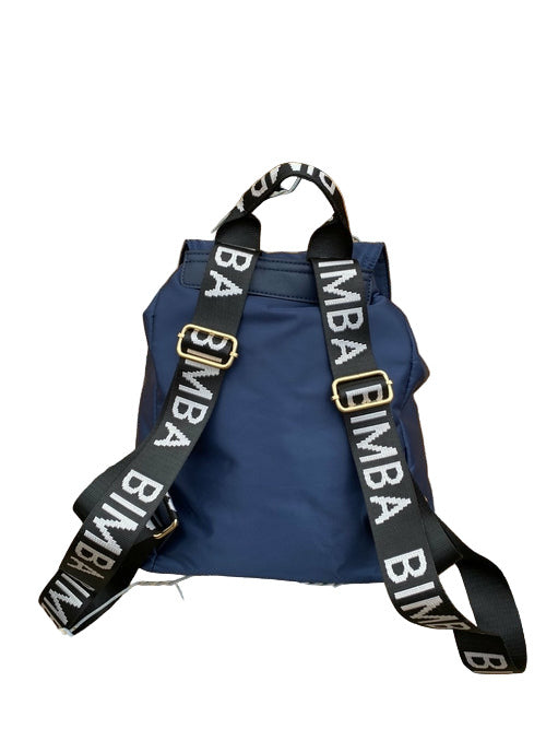 Blå ryggsäck med bälte