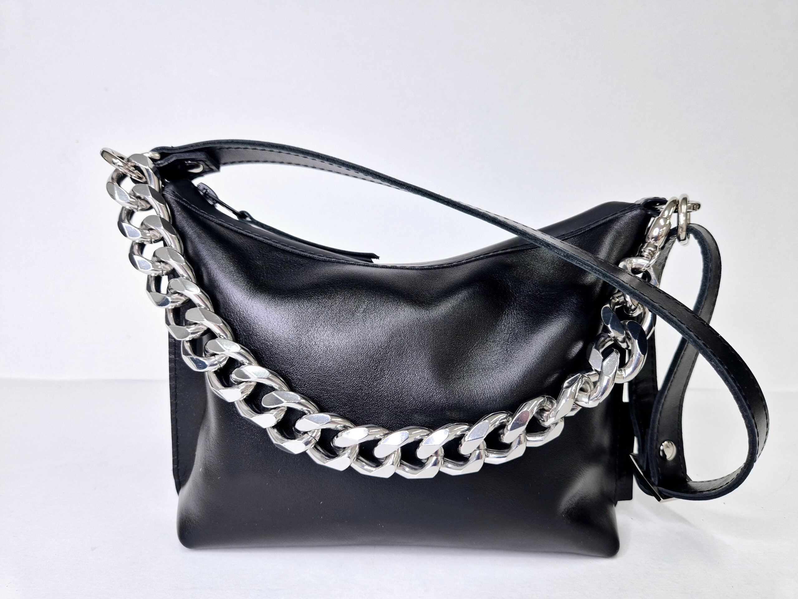 Yumi | Handgjord hobo bag i läder - Kompakt