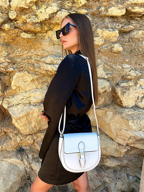 Mini‑väska med spänne