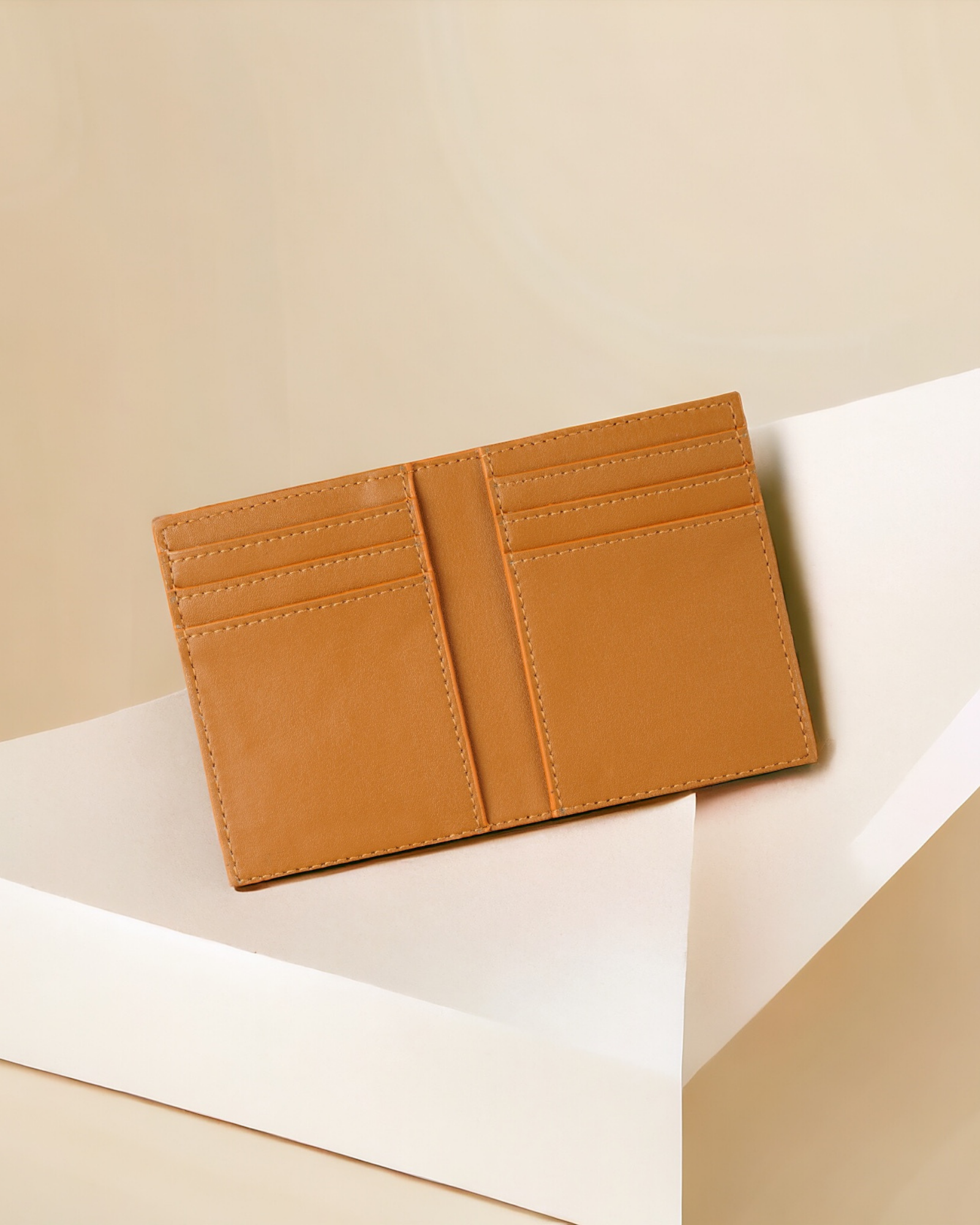 Slimmad kortplånbok i minimalistisk design