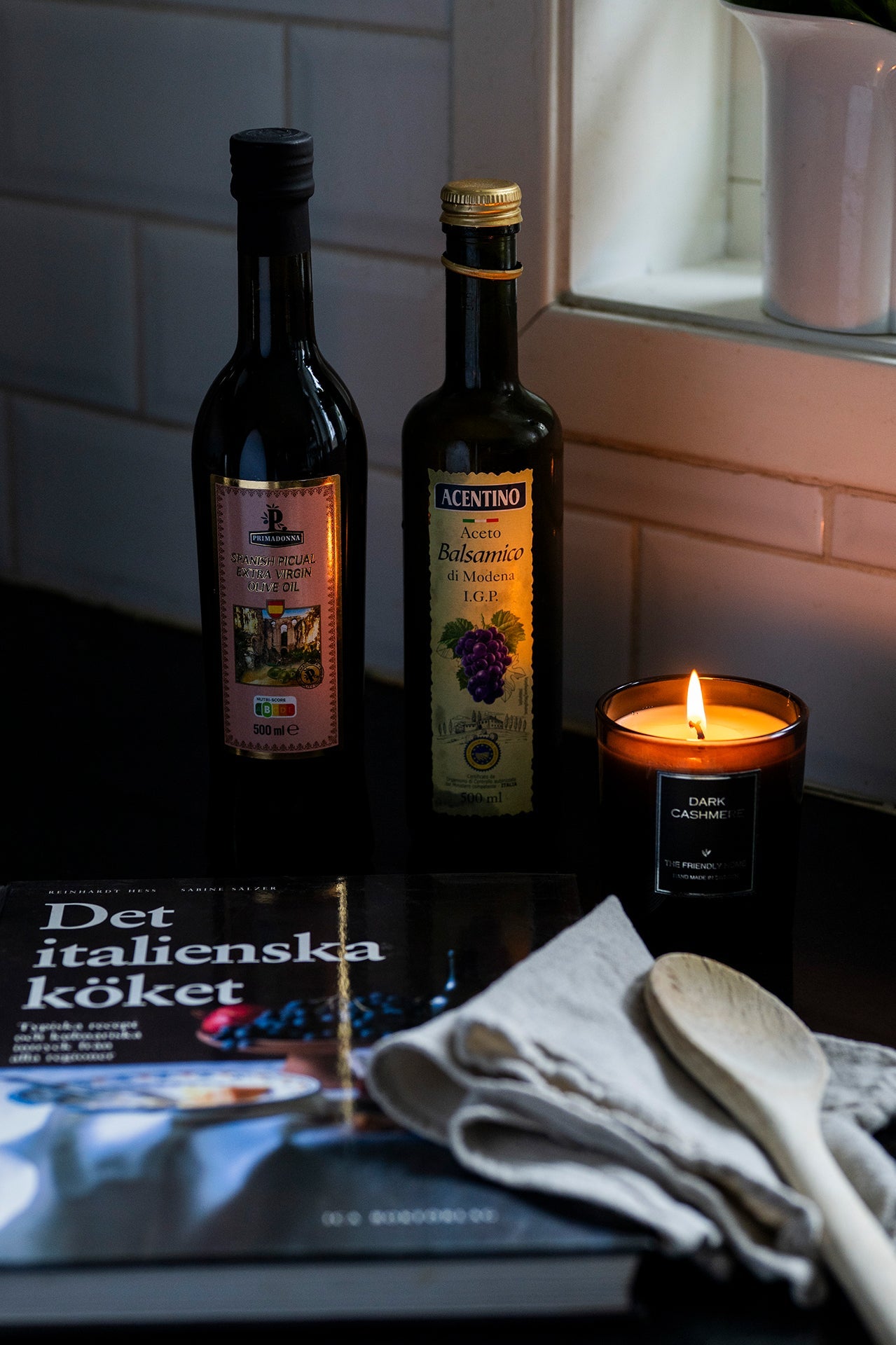 Dark Cashmere, Doftljus, 220 g