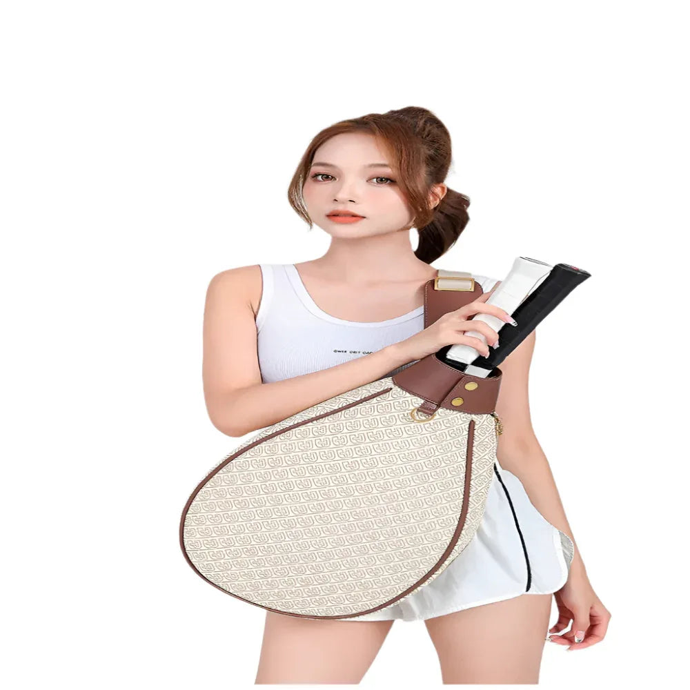 Rymlig crossbody‑racketväska för badminton och tennis