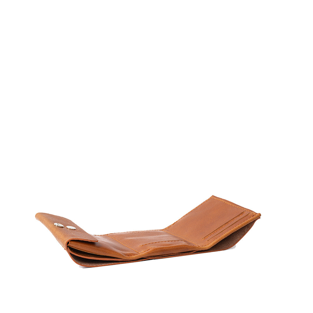 Leather Wallet for AirTag - Mini Trifold-3